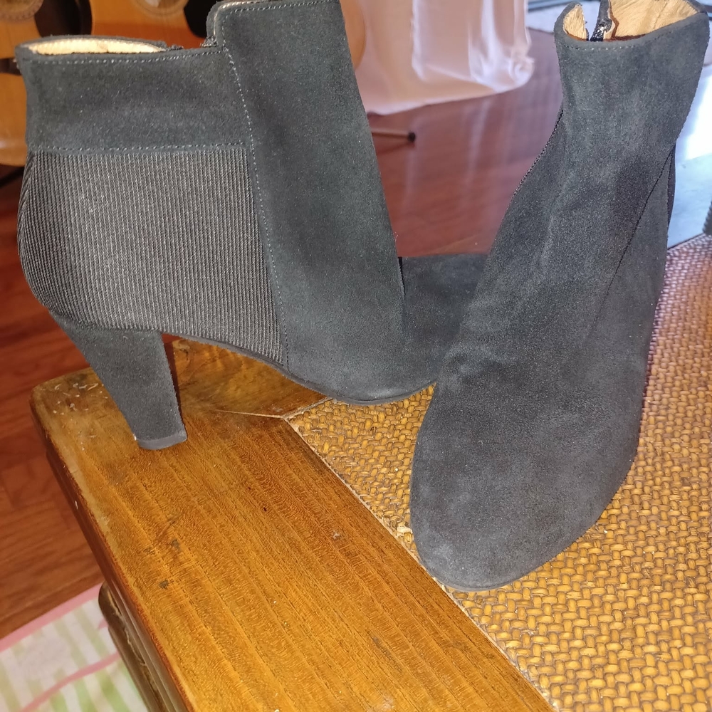 Eric Michael Black Suede Heeled Boots